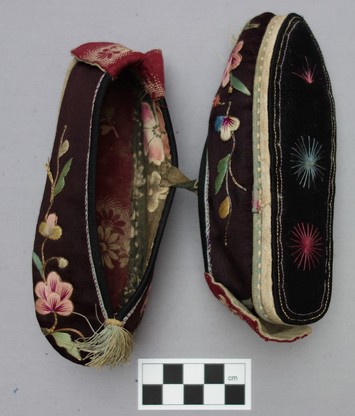 Pair of soft lotus shoes (early 20th century; TRC 2011.0048a-b).