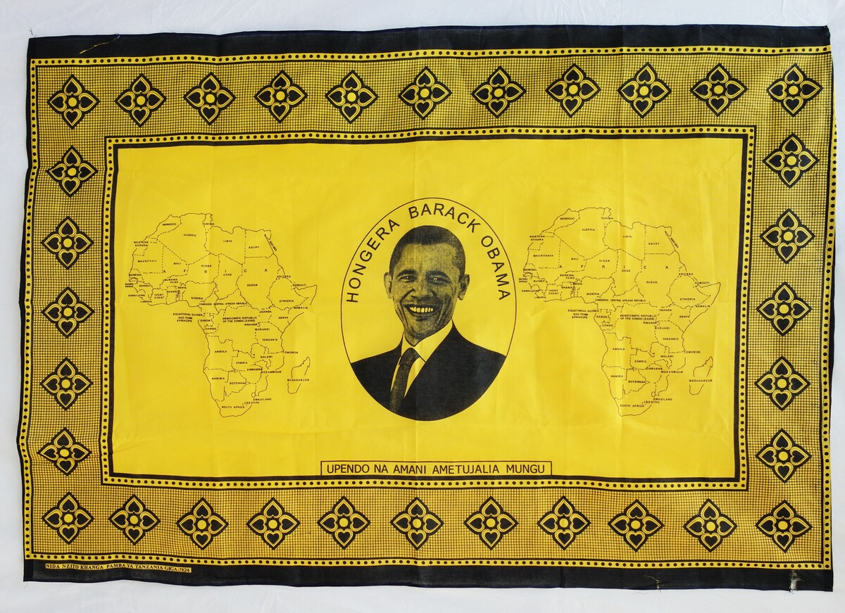 Kanga with the depiction of President Barack Obama (TRC 2015.0350).