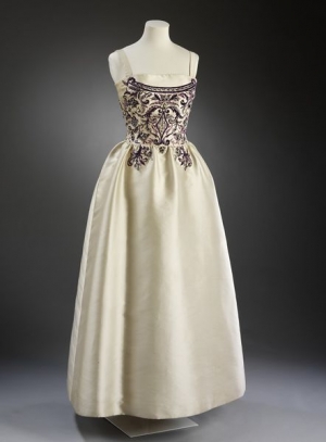 Evening dress of embroidered zibeline, designed by Antonio Castillo for Lanvin with materials manufactured by Staron, Paris, 1957.