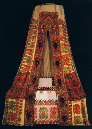 Bed tent (sperveri) from Rhodes, 17th/18th century, Benaki Museum, Athens.