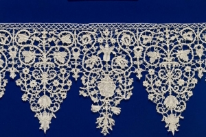 Collar worked in punto in aria lace, early 17th century.