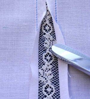 Example of a lace insertion.