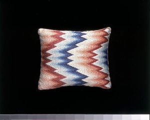 Martha Edlin&rsquo;s pin cushion (British; 1670-1689)