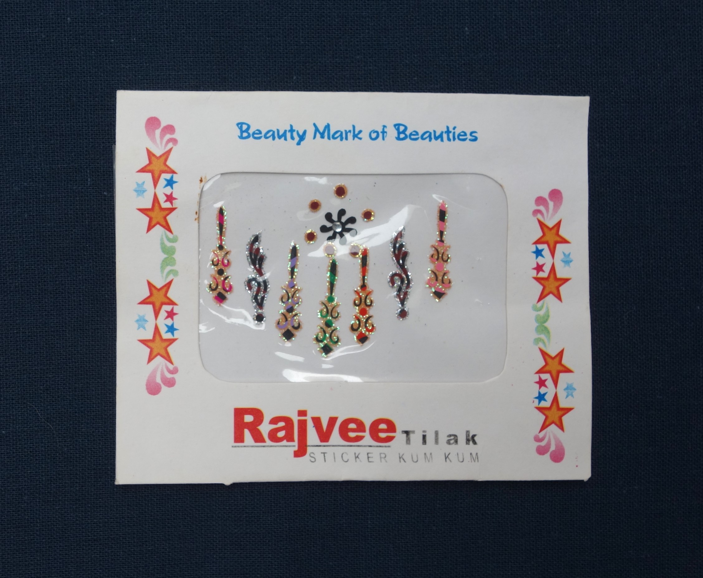 Bindi set. TRC 2008.0472.