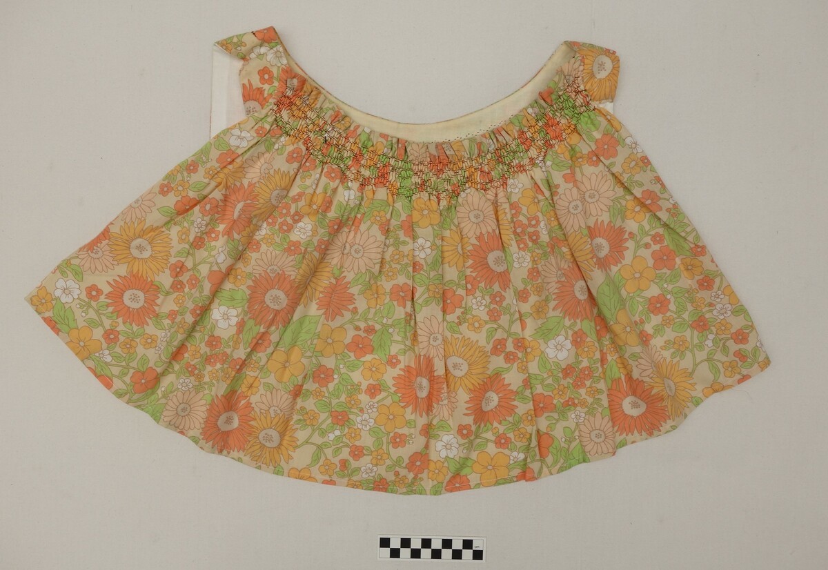 Bodice ('beuk') for a woman from Zuid-Beveland, Zeeland, the Netherlands, 1960s (TRC 2018.2753).