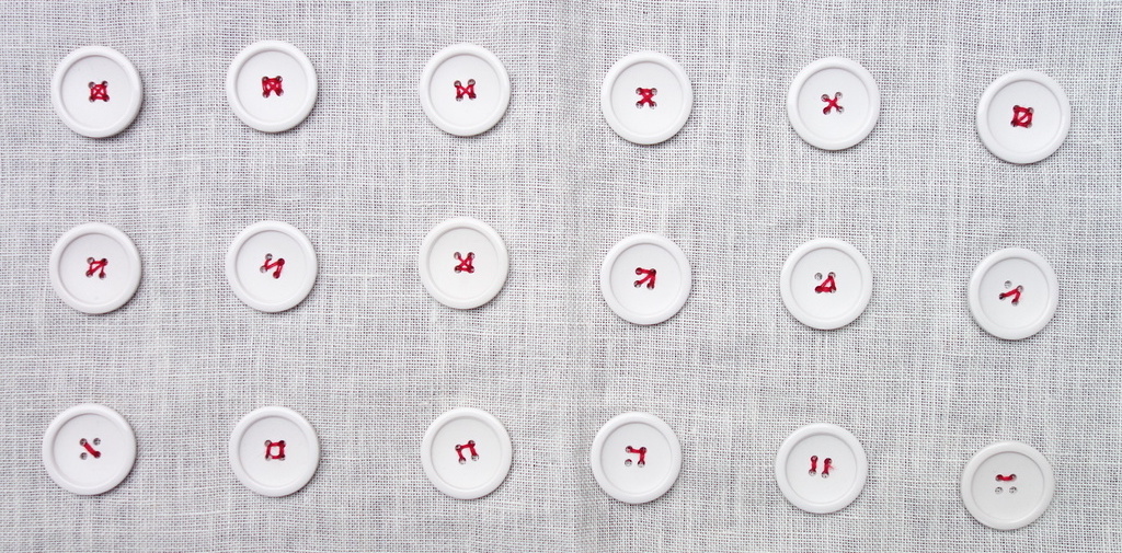 A button sample based on a Siwa tradition (TRC 2020.0485).