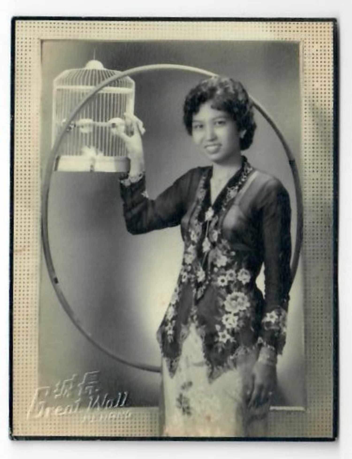 Chinese woman wearing a kebaya blouse, Penang, Malaysia (TRC 2020.4876).
