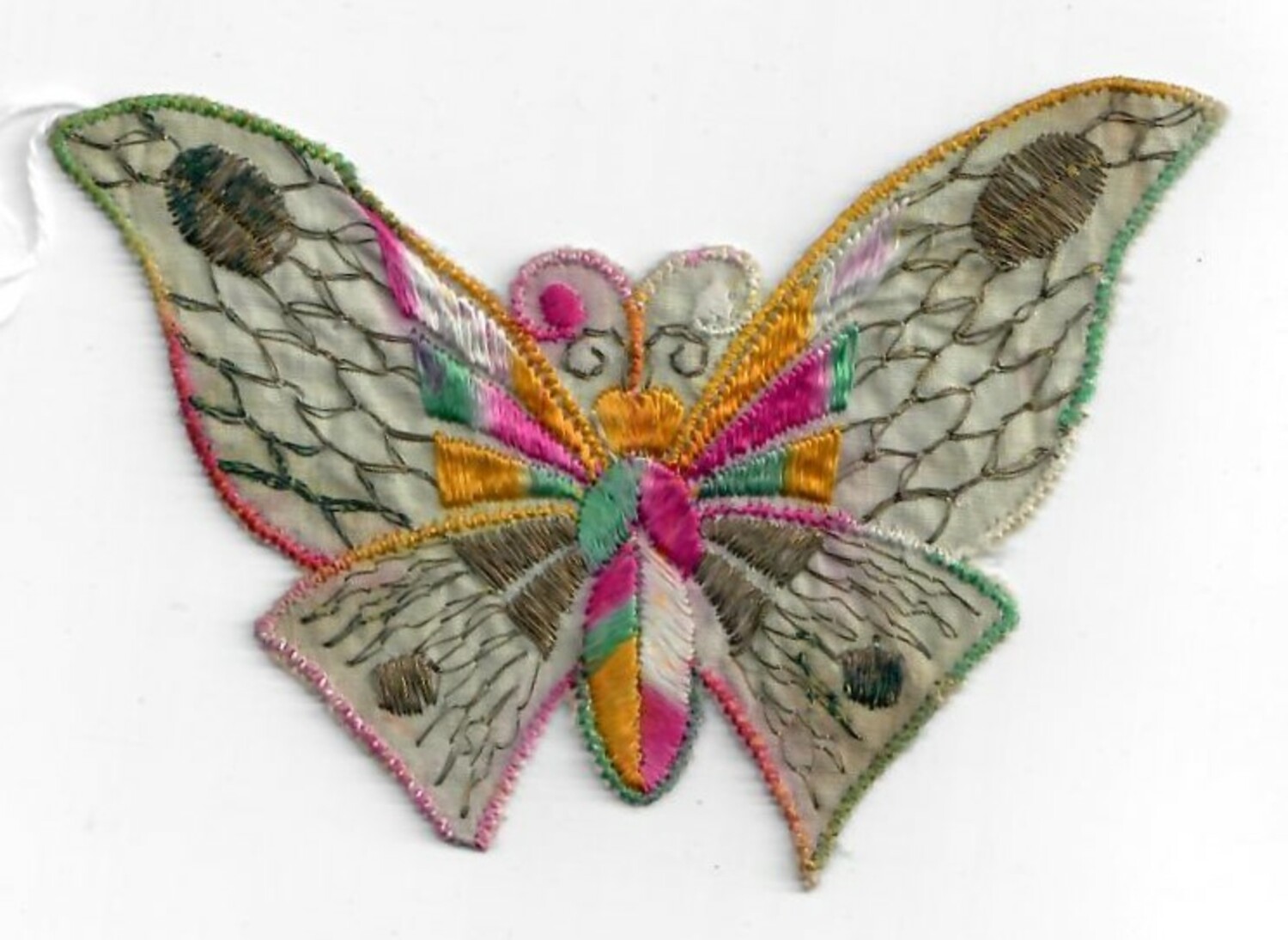 A machine embroidered butterfly made using variegated threads on the main body of the insect and part of wings (1920-1930, the Netherlands; TRC 2021.2477j).