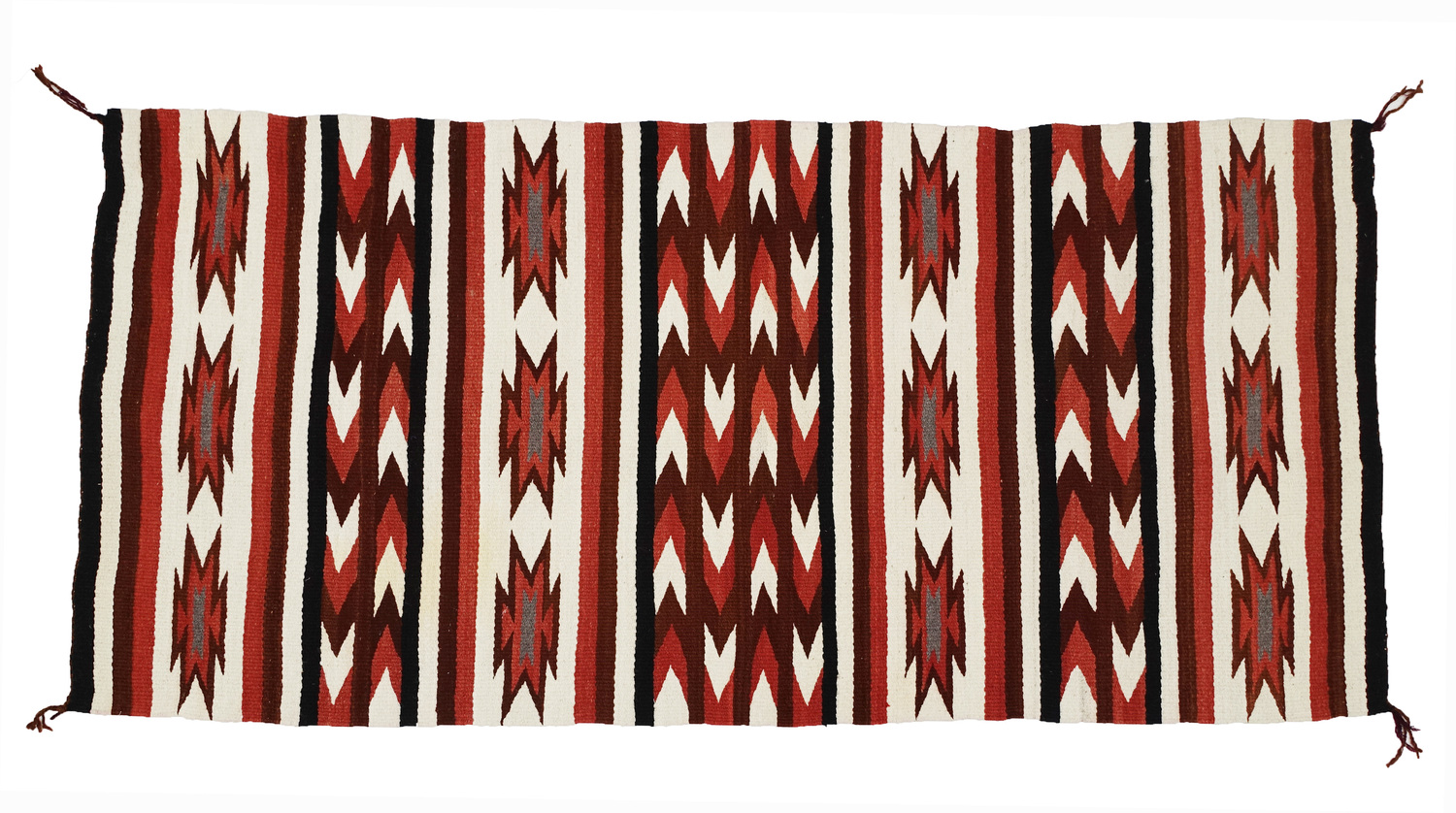 Late 20th century Navajo tapestry blanket, USA (TRC 2022.1719).