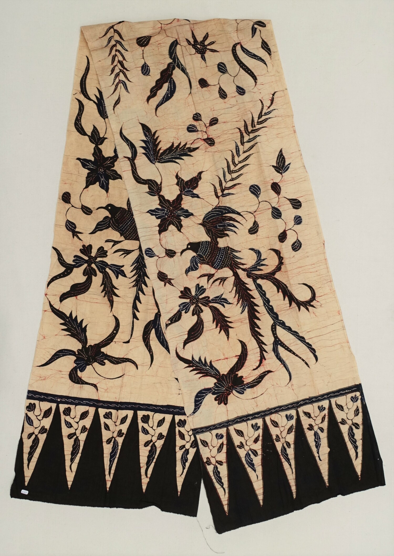 Hand resist dyed (batik), cotton cloth. Indonesia, 20th century (TRC 2023.0573).