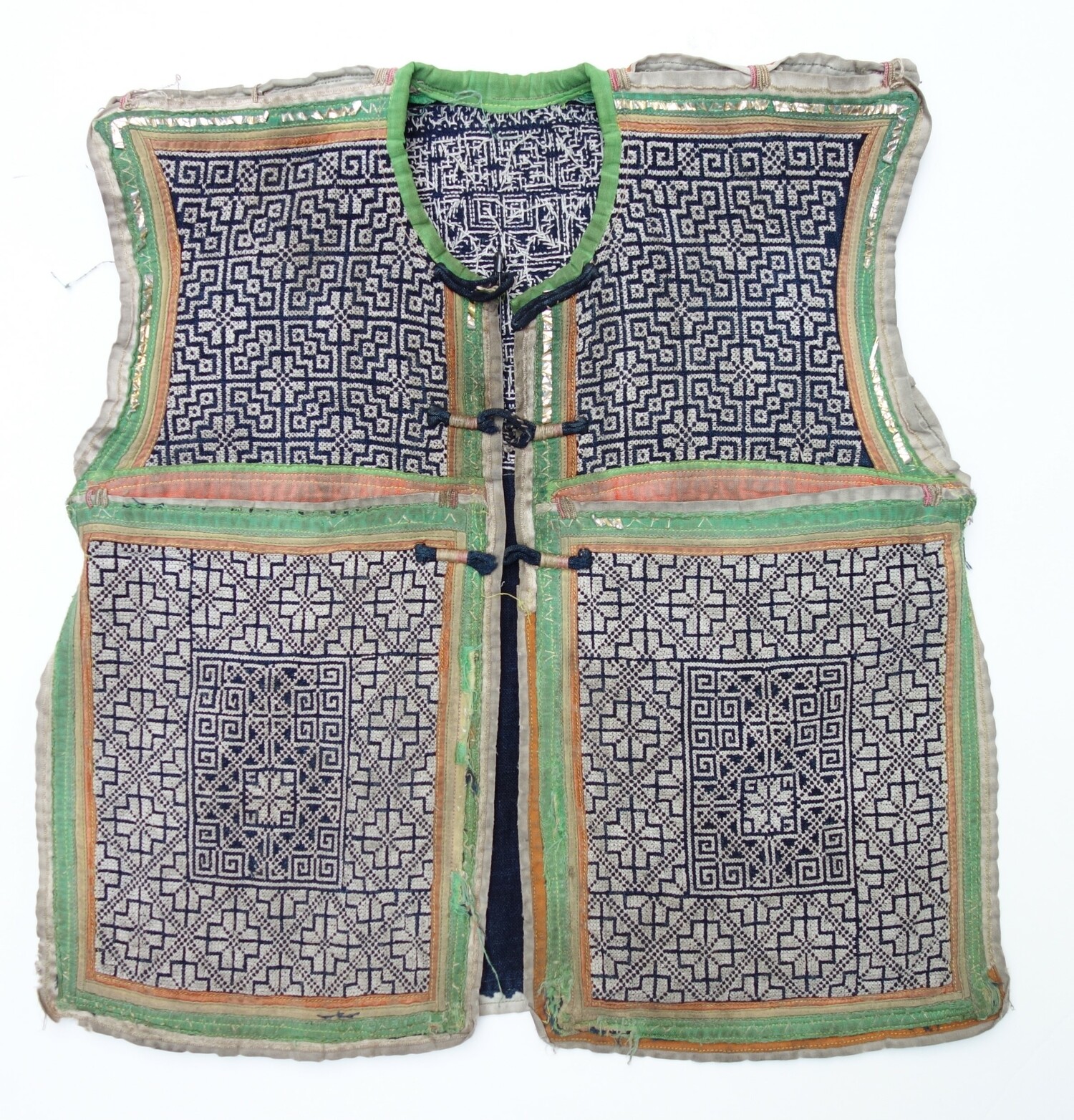 Embroidered waistcoat, Miao, China, 20th century (TRC 2024.2642).