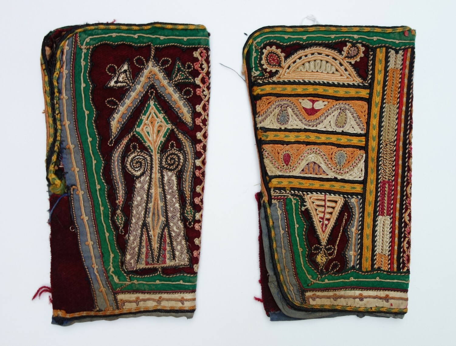 Fig. 6. Embroidered sleeve cuffs from North Macedonia, late 19th - early 20th century (TRC 2025.0200a-b).