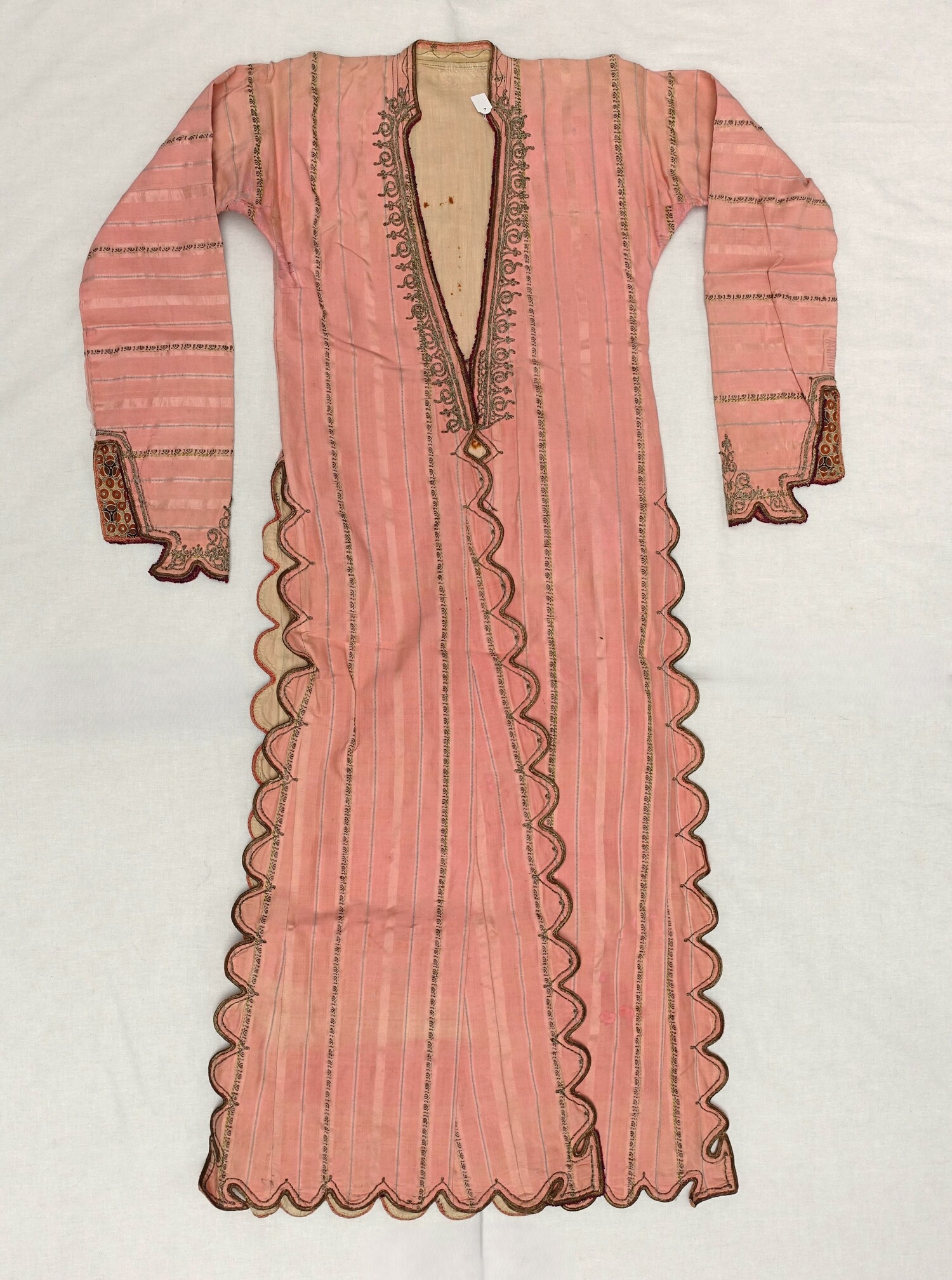 Fig. 1. Women’s kaftan from Konya, early 20th century (TRC 2025.0799b).