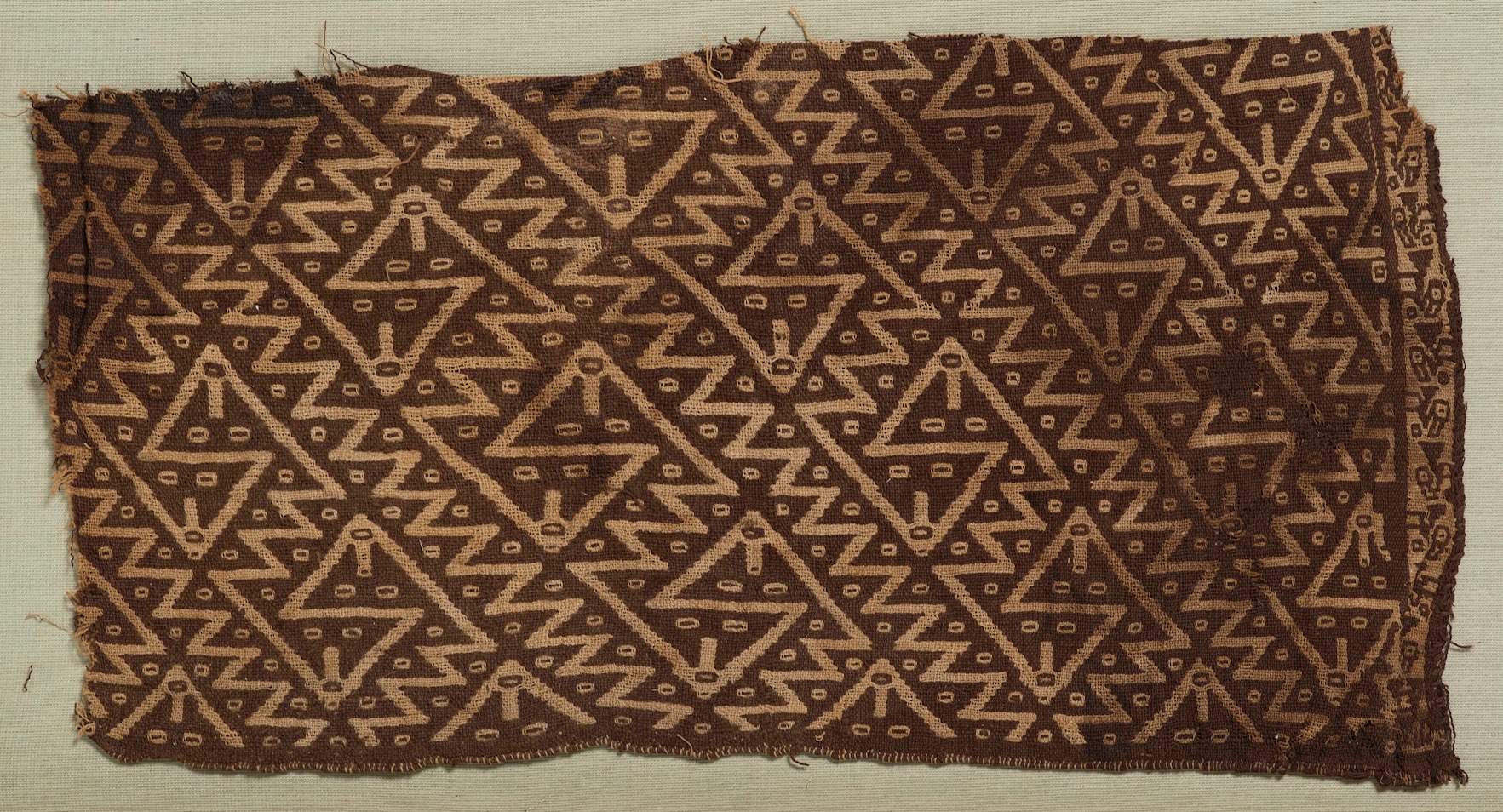 Textile fragment with fish design, Chancay culture, ca..1000 1400. The Matsuzakaya Collection,  courtesy of the Nagoya City Museum.