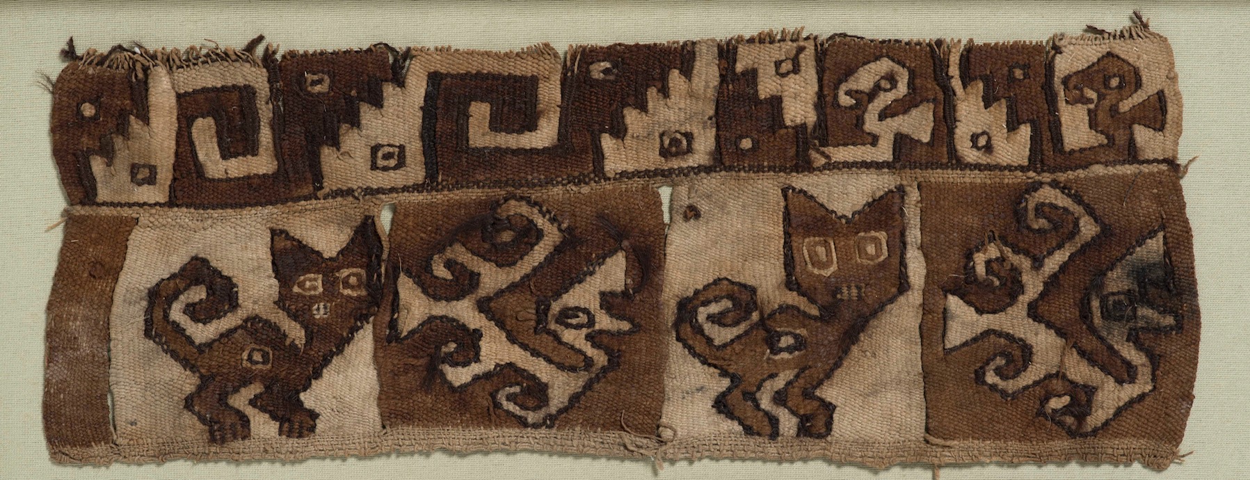 Textile fragment with jaguar and bird motifs, Chancay culture. The Matsuzakaya Collection, courtesy of the Nagoya City Museum.