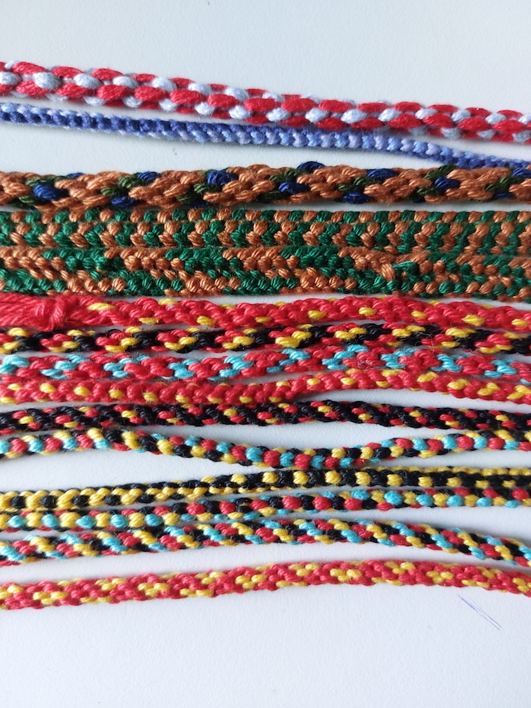Voorbeelden van Kumihimo vlechtwerk