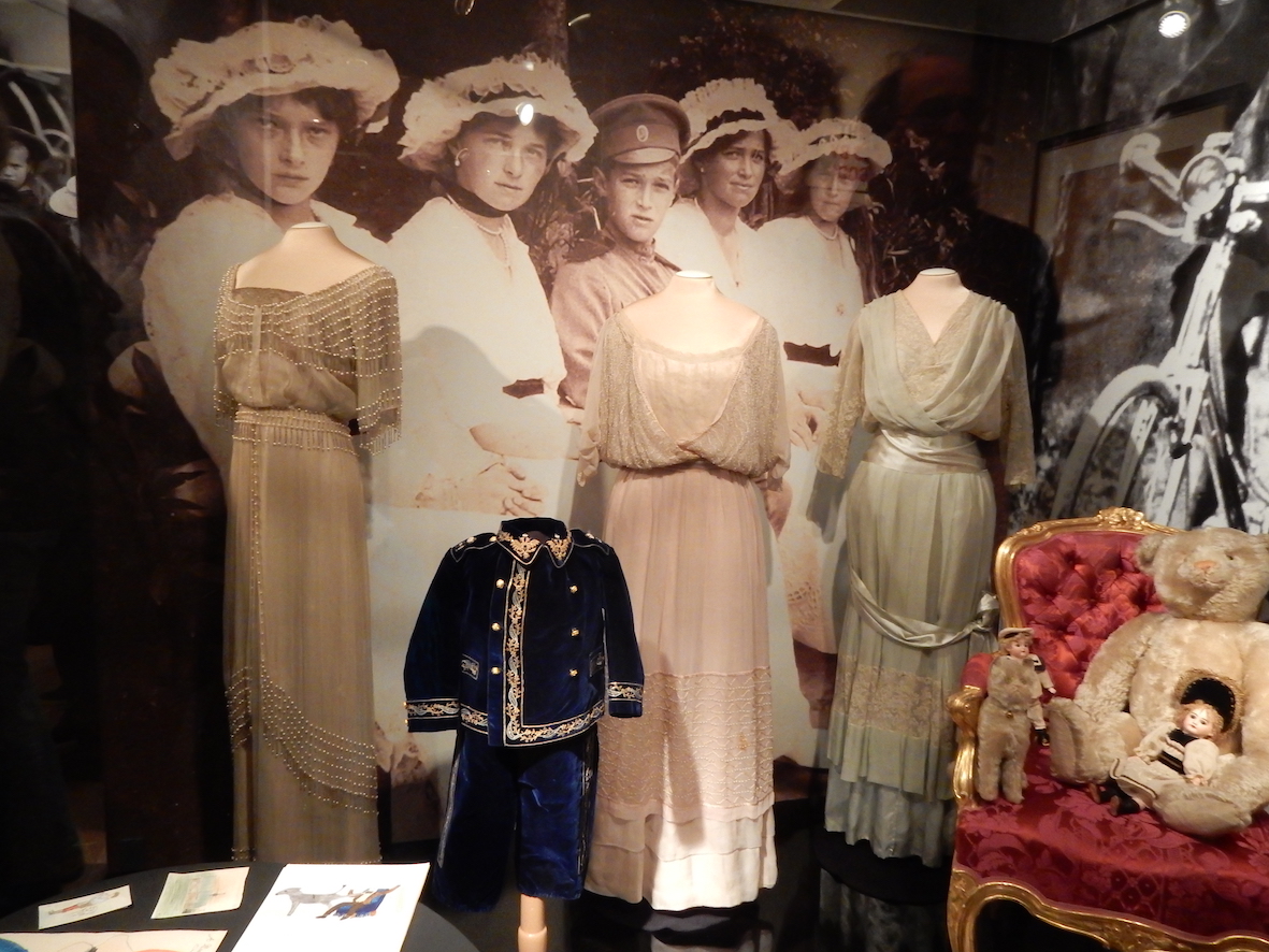 Impression of the Hermitage exhibition, "1917: Romanovs and Revolution"