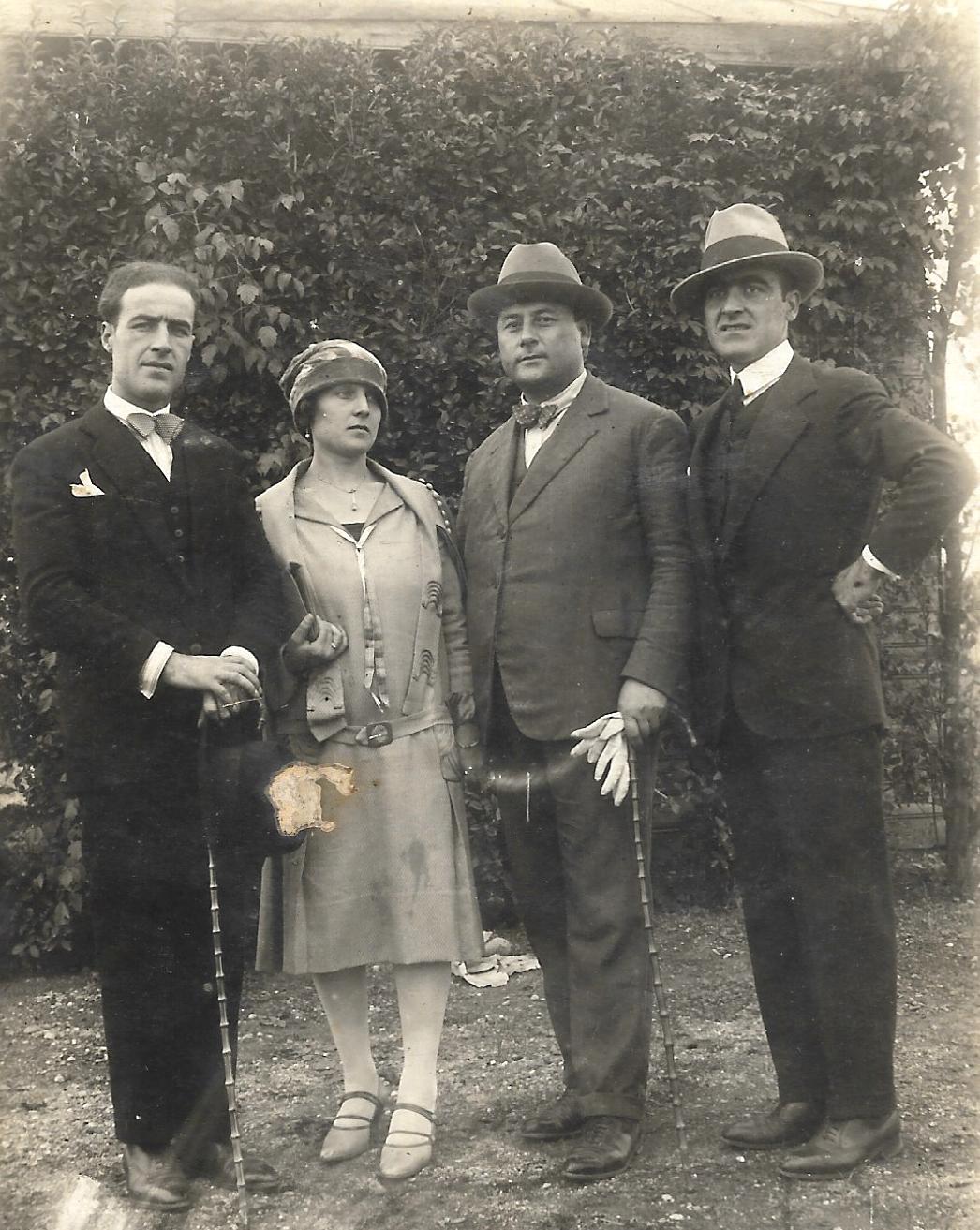 Giuseppina Mondelli, in the centre, during her honeymoon in Milan, 10 October 1926.